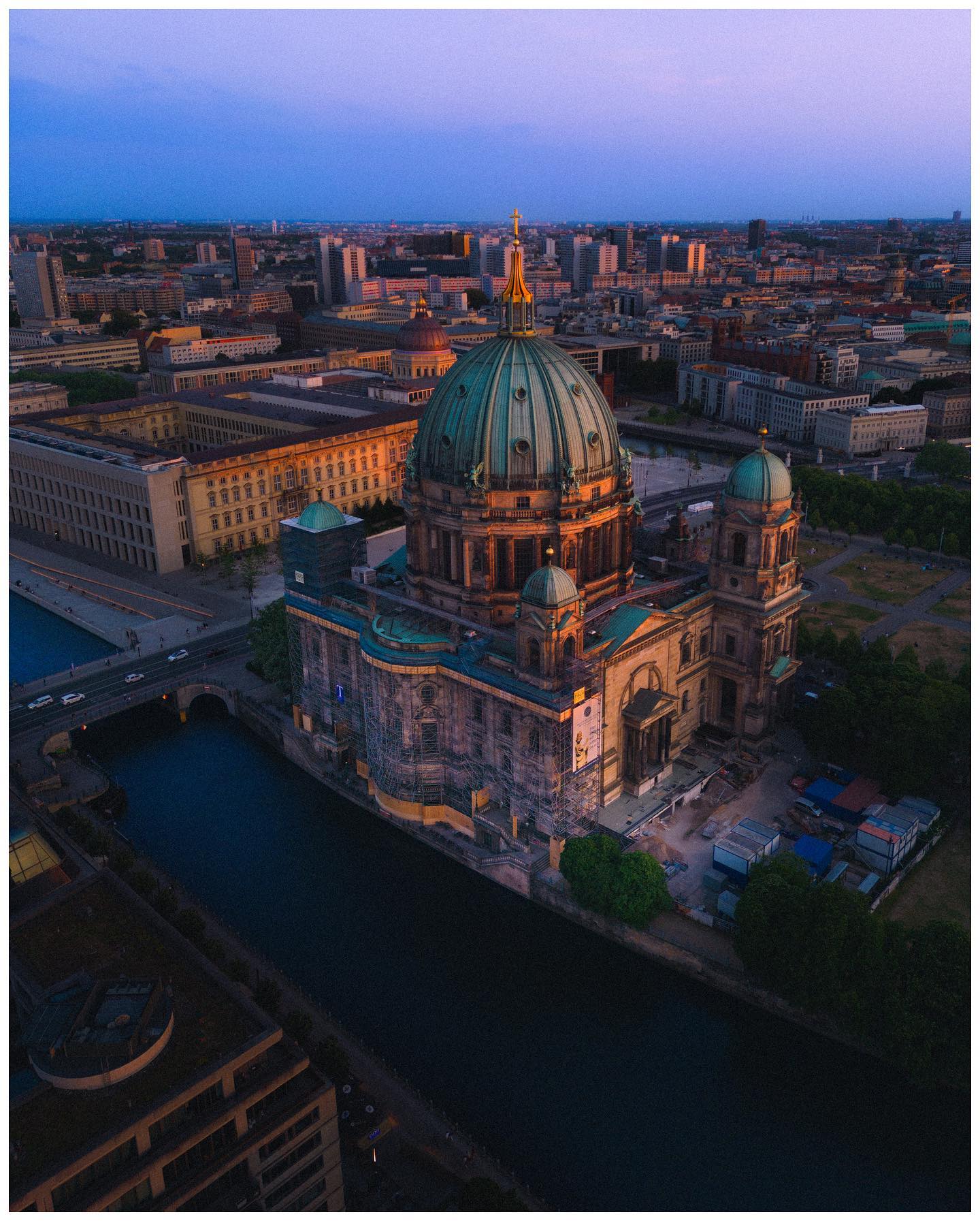 Photograph by Cédric Waldburger